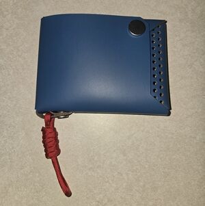 Lemur Cover Light Phone III